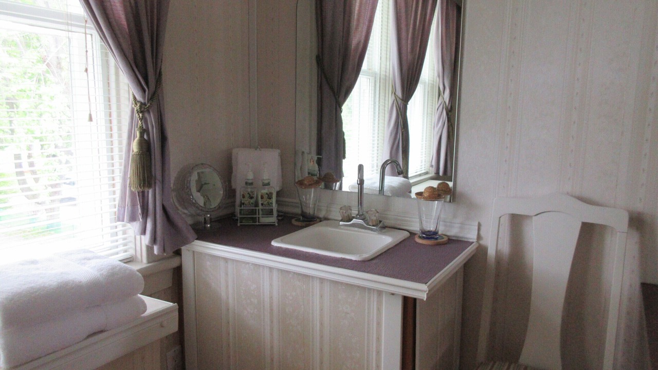 Photo of Bedroom in Trois-Rivieres