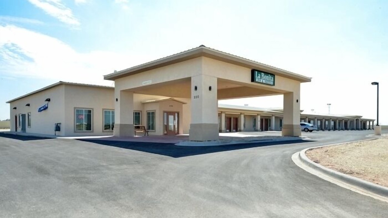 Photo of Outdoor in Crane