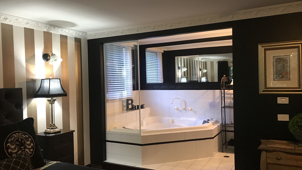 Photo of Others in Sassafras