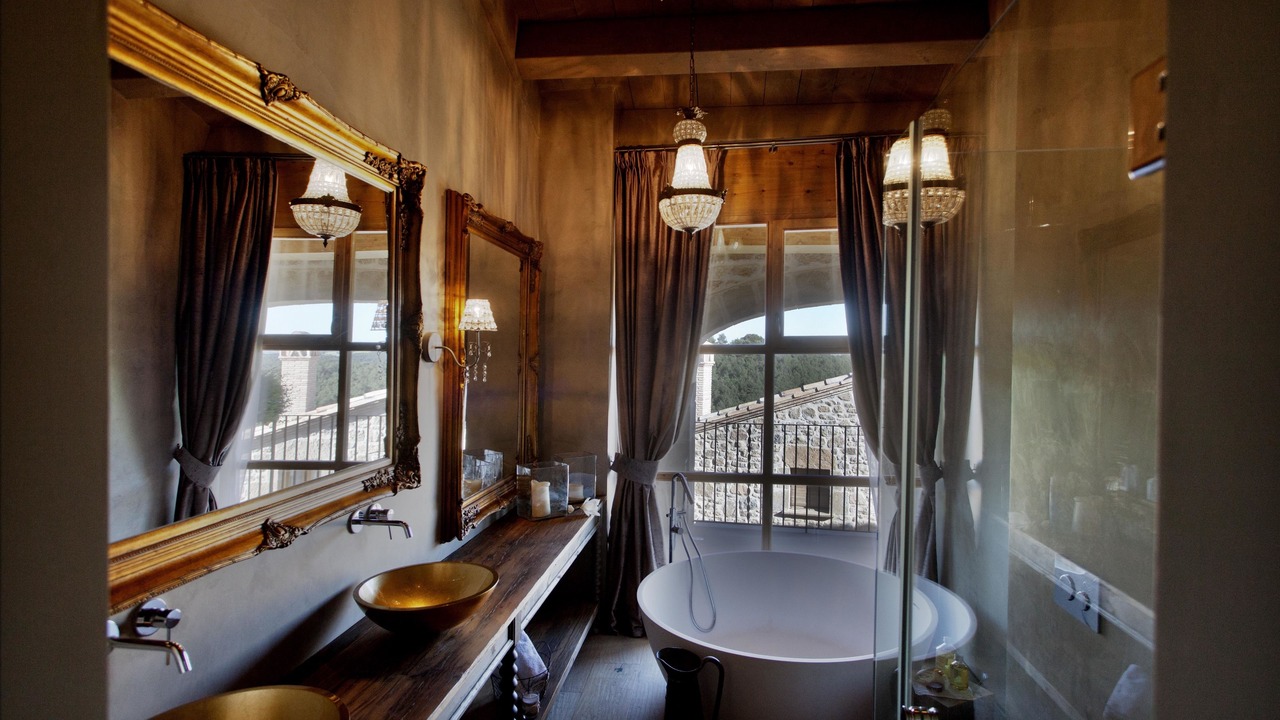 Photo of Bathroom in Lladurs