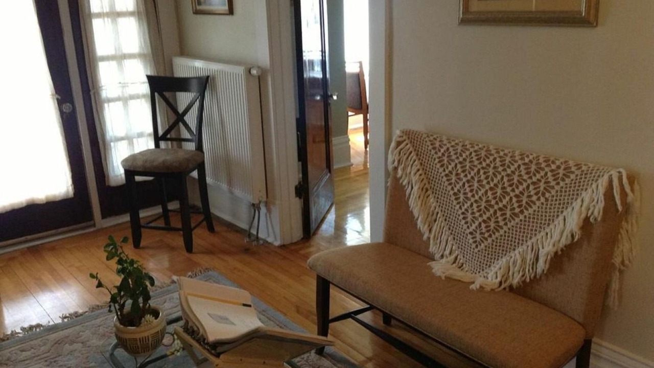 Photo of Livingroom in Louiseville