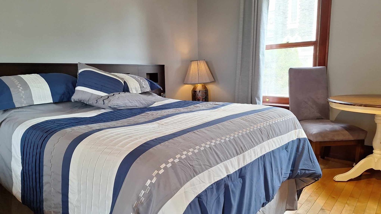 Photo of Bedroom in Louiseville