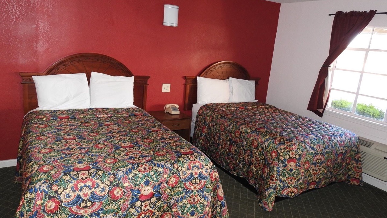 Photo of Bedroom in Roswell