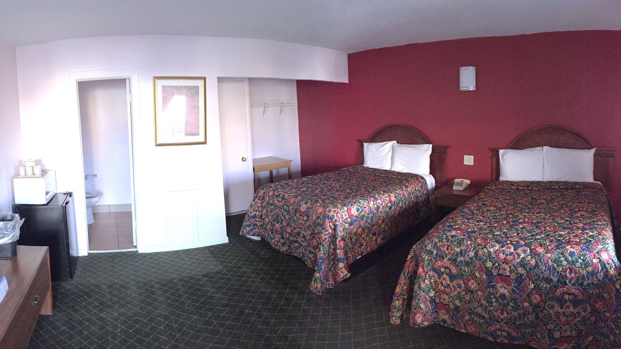 Photo of Bedroom in Roswell