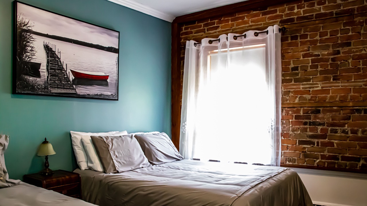 Photo of Bedroom in Jonquiere