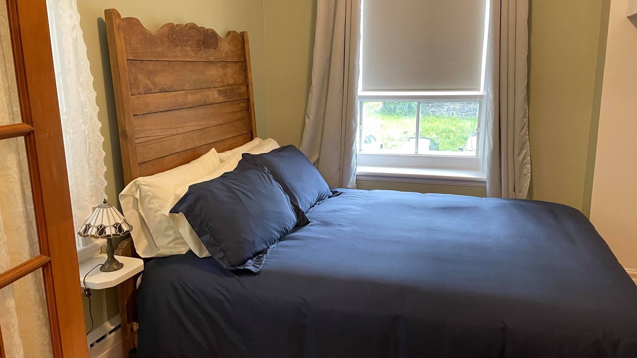 Photo of Bedroom in Jonquiere