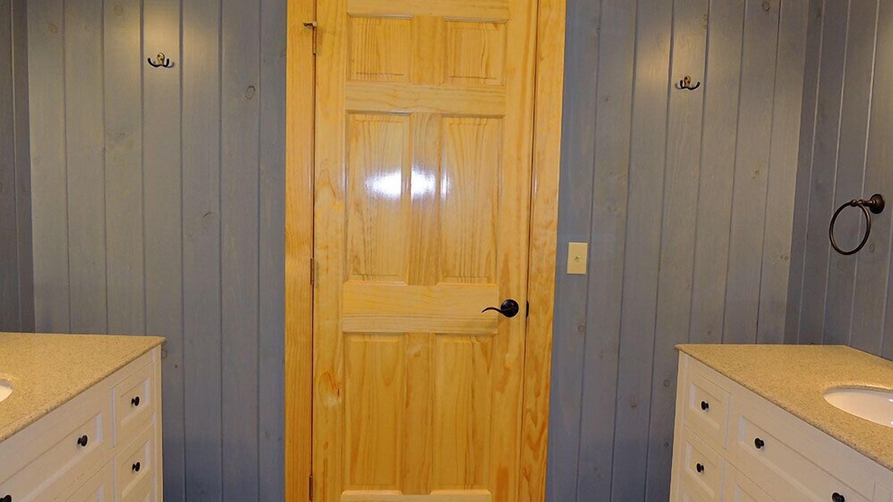 Photo of Bathroom in Cape Vincent