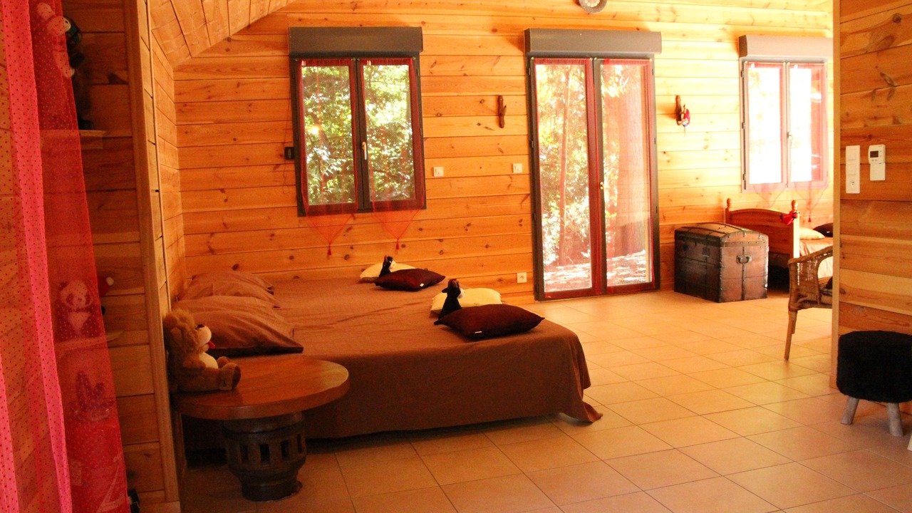 Photo of Bedroom in Barberey-aux-Moines