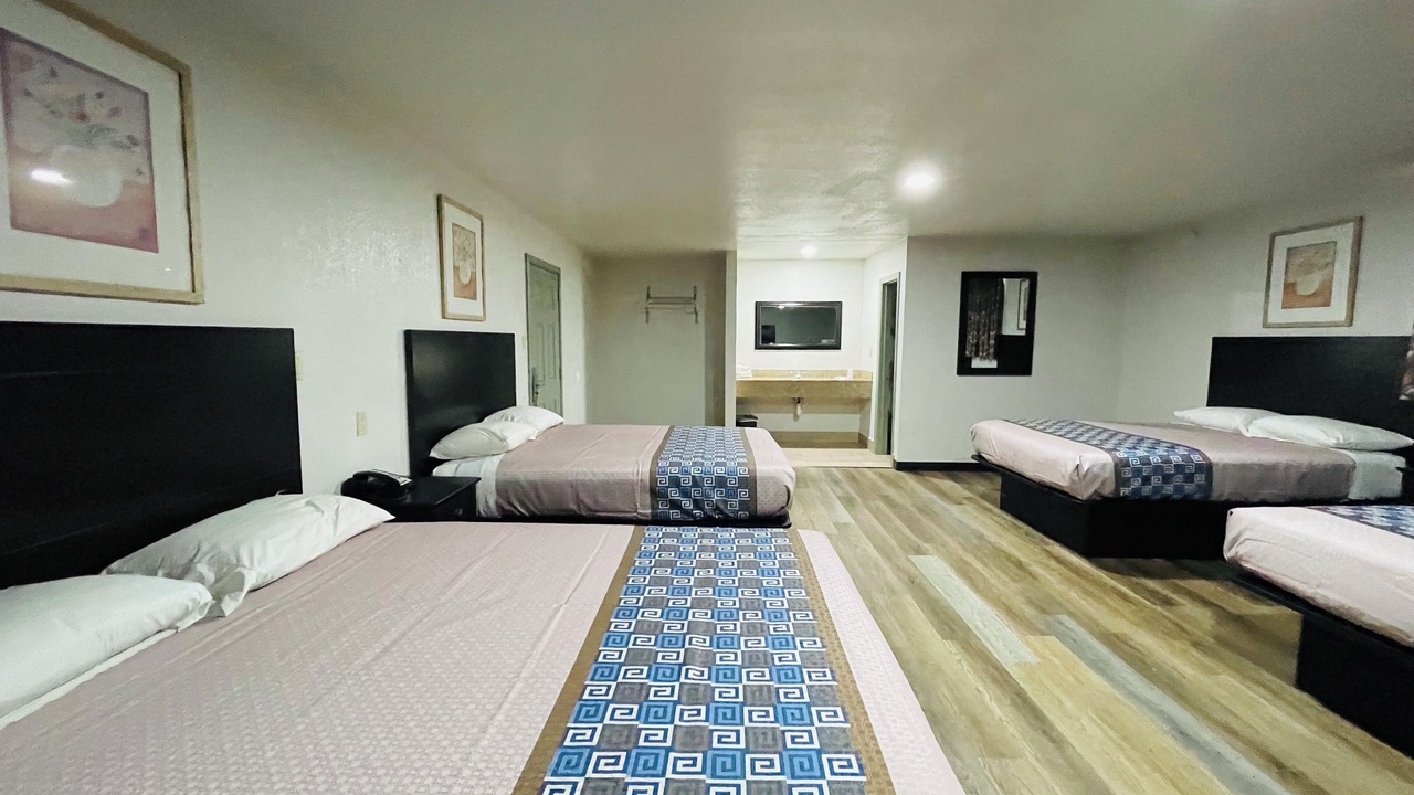 Photo of Bedroom in Ada