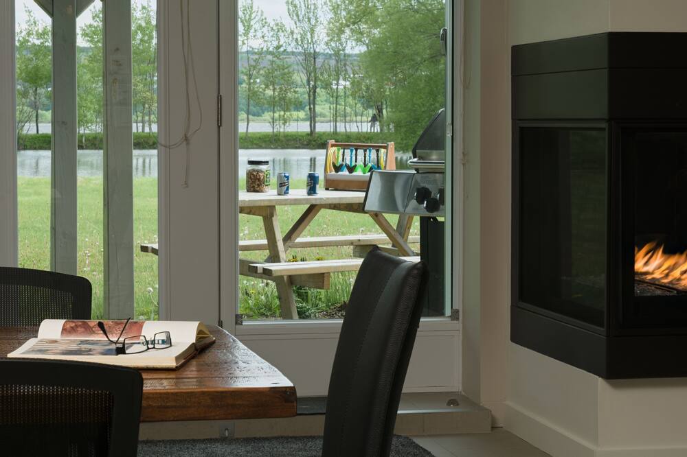 Photo of Livingroom in Chateau-Richer