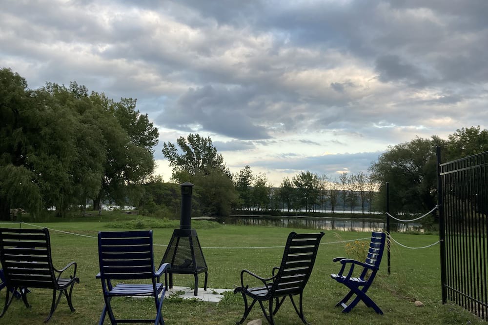 Photo of Patio Balcony in Chateau-Richer