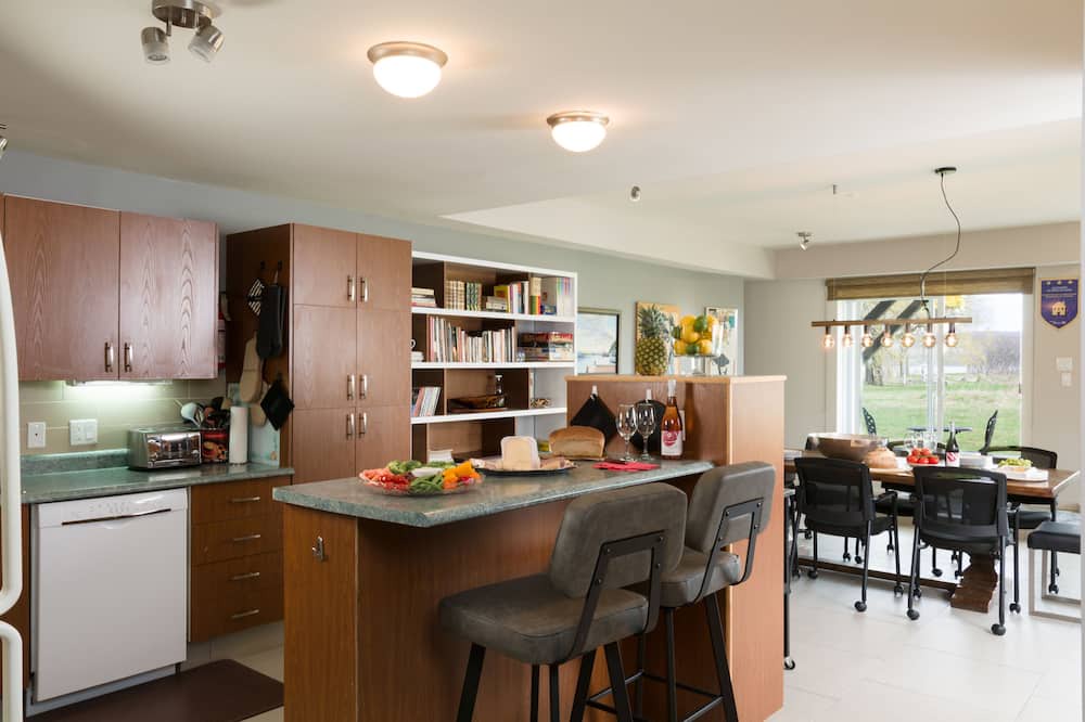 Photo of Kitchen in Chateau-Richer