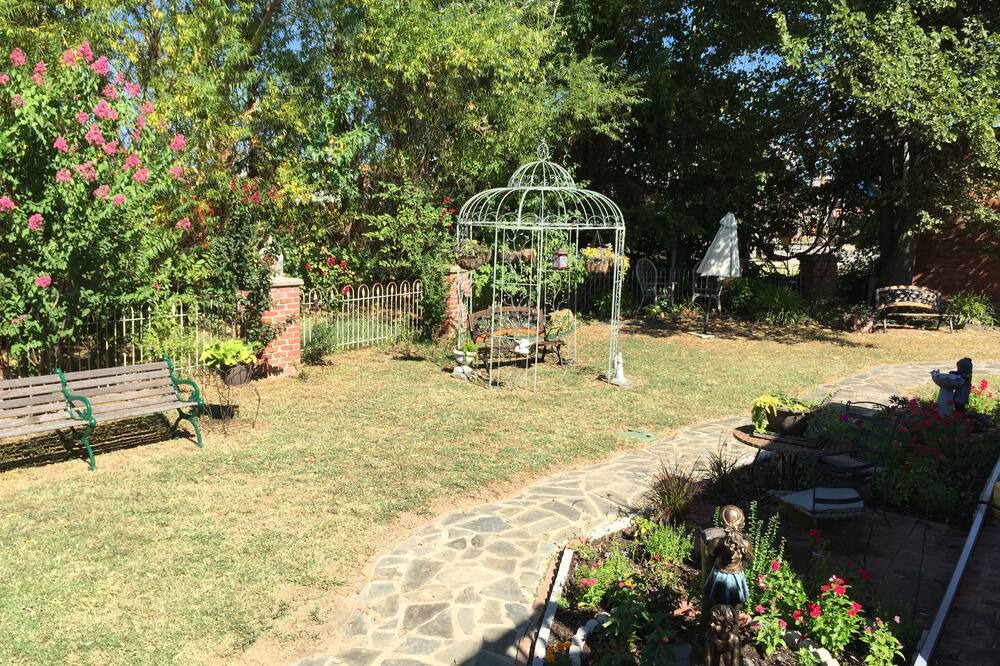 Photo of Outdoor in Holdenville