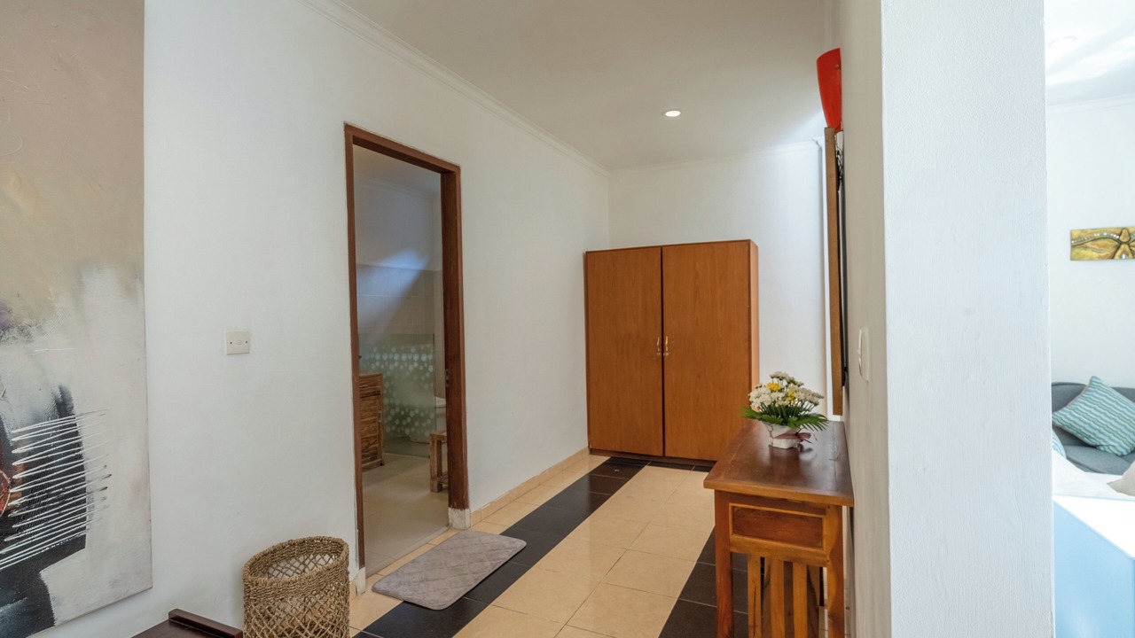 Photo of Bathroom in Laksmana