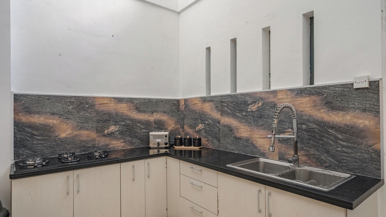 Photo of Kitchen in Laksmana