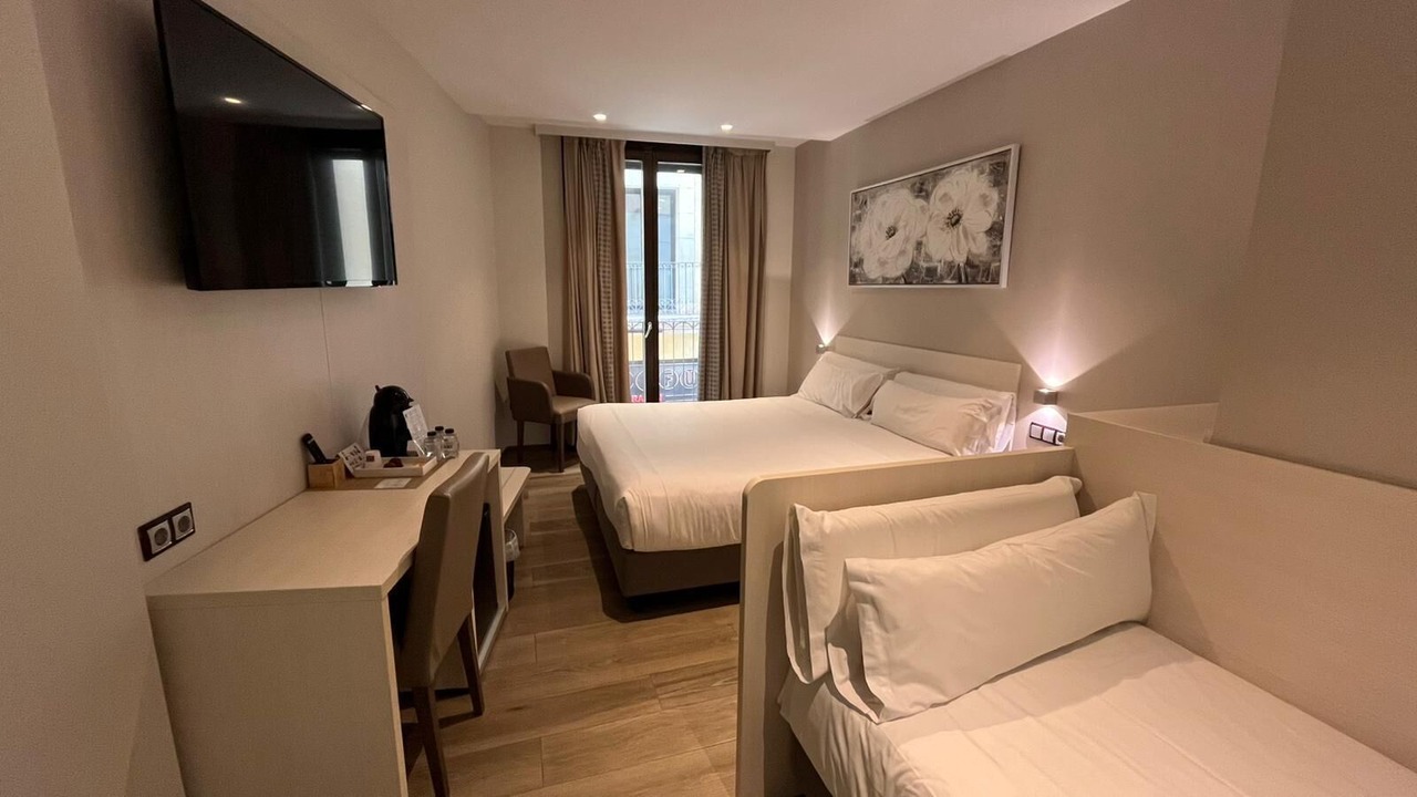 Photo of Bedroom in Reus
