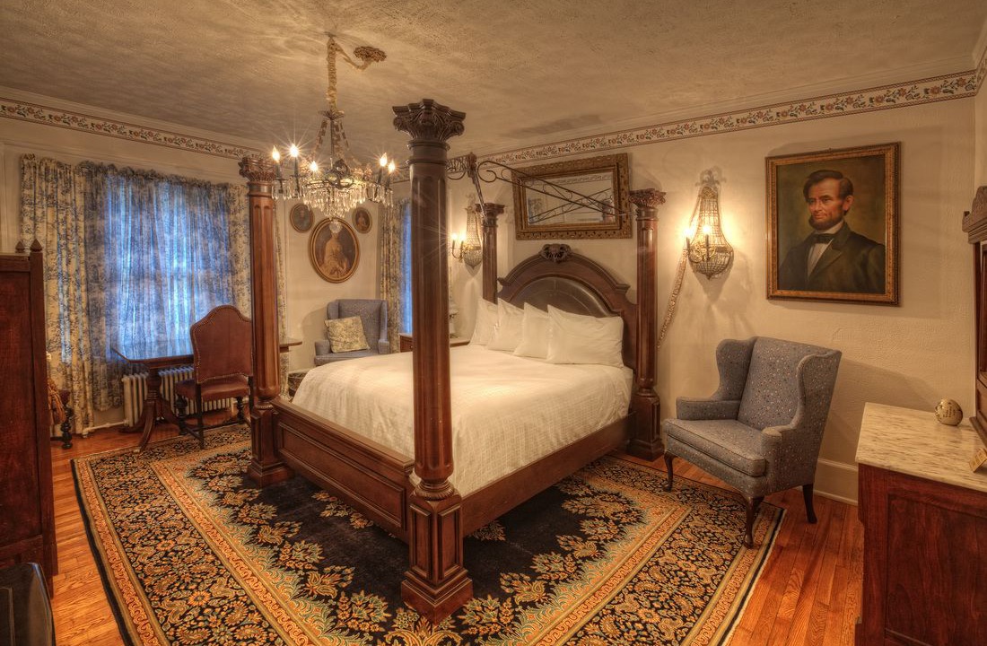 Photo of Bedroom in Bluefield