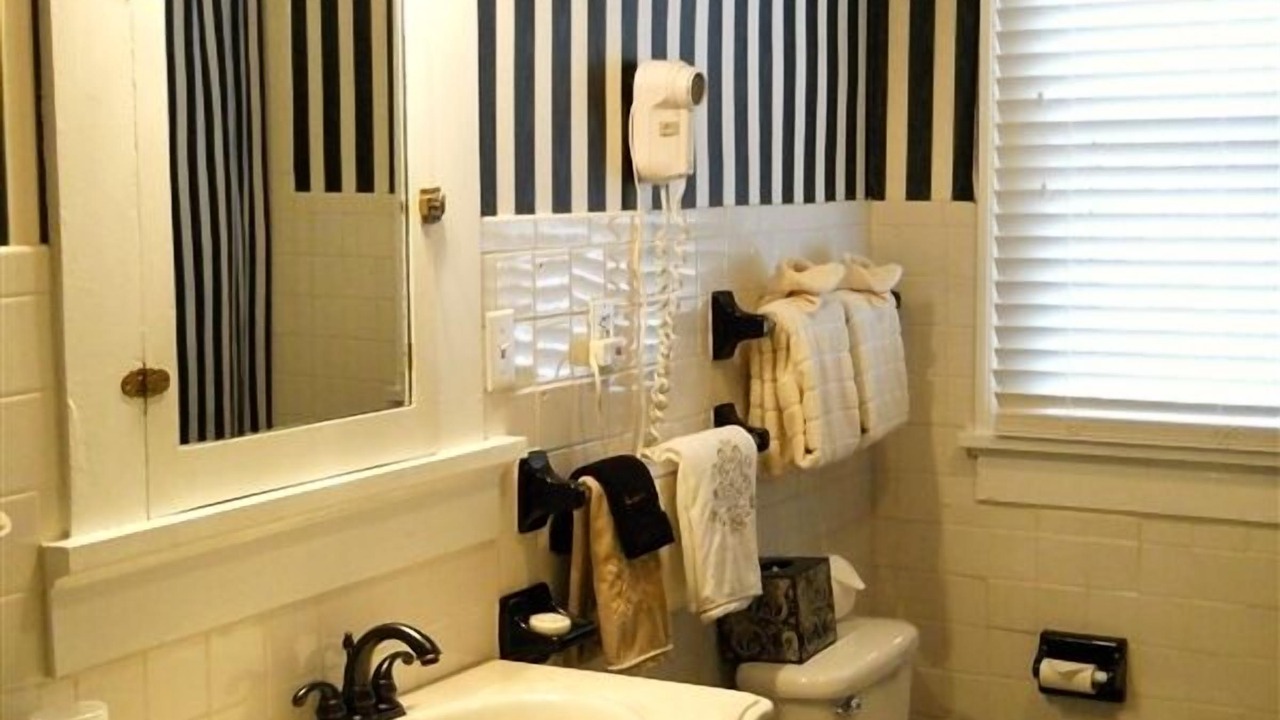Photo of Bathroom in Bluefield