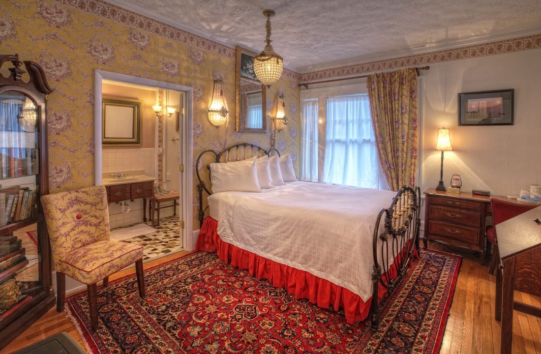 Photo of Bedroom in Bluefield