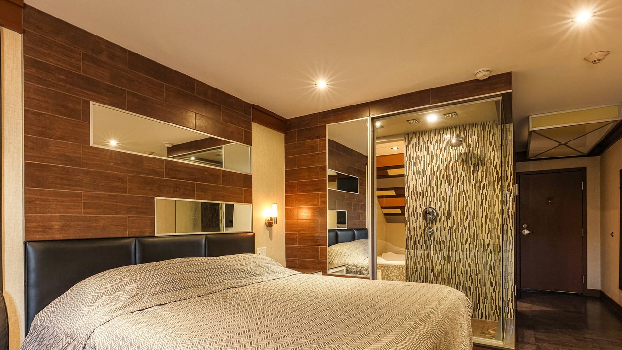 Photo of Bedroom in Longue-Pointe