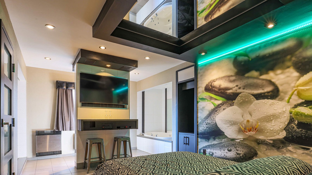 Photo of Bedroom in Longue-Pointe