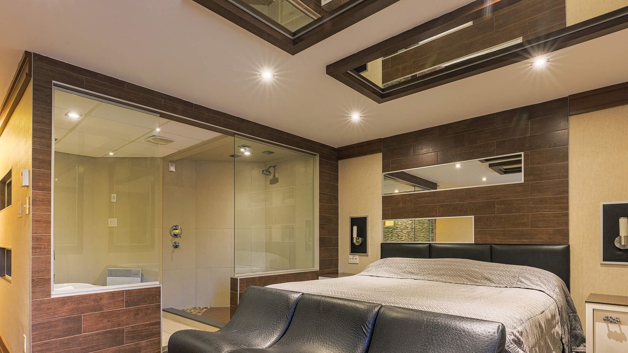 Photo of Bedroom in Longue-Pointe