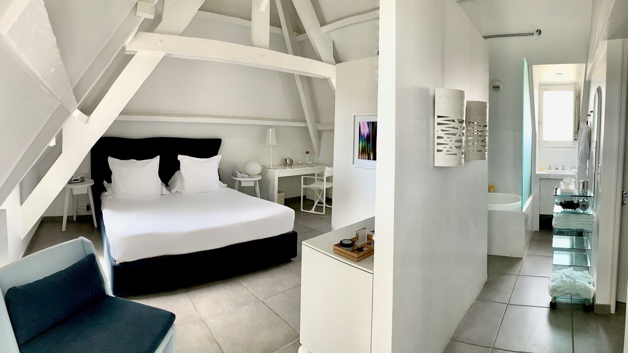 Photo of Bedroom in Saint-Tropez City Centre
