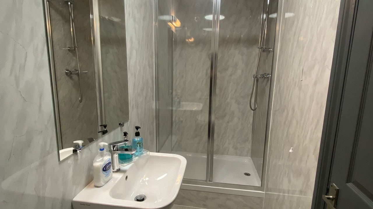 Photo of Bathroom in Oxford