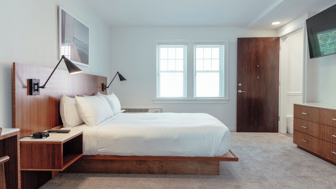 Photo of Bedroom in Skaneateles