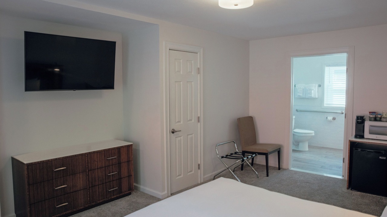 Photo of Bedroom in Skaneateles