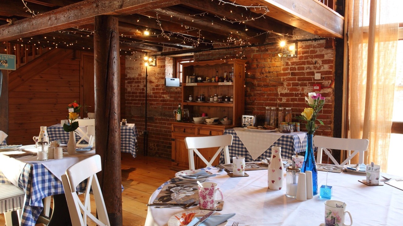 Photo of Others in Hickling