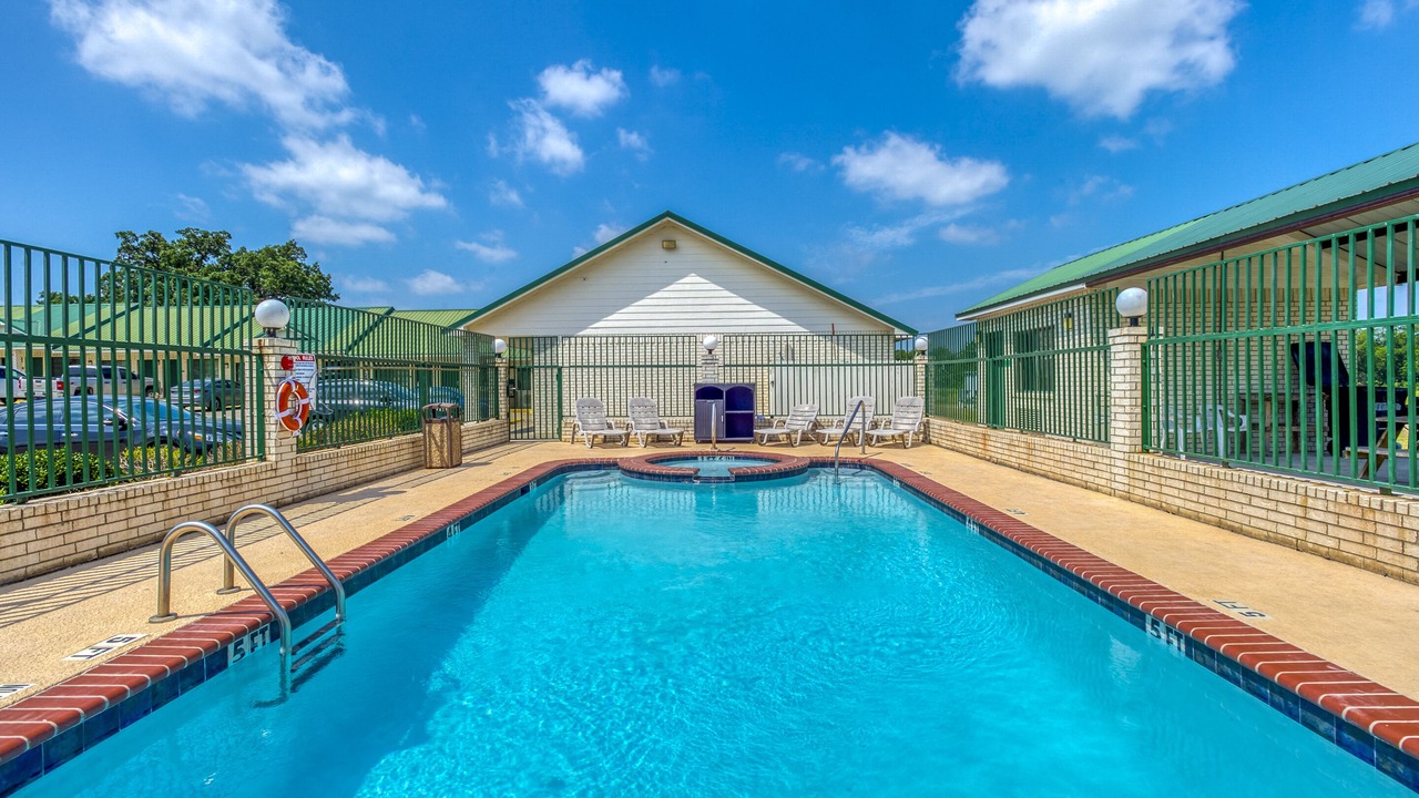 Photo of Outdoor in Sweet Home