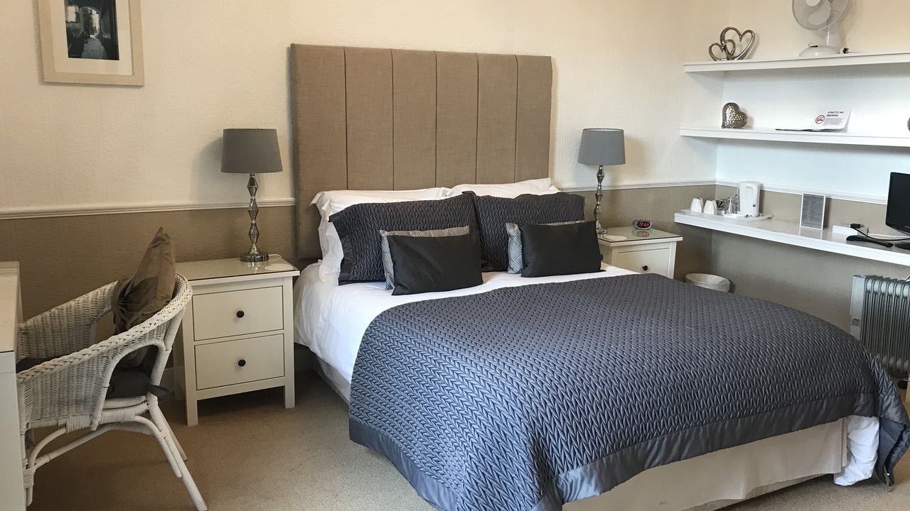 Photo of Bedroom in Oulton