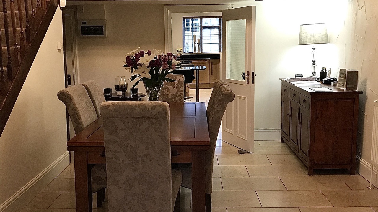 Photo of Others in Oulton