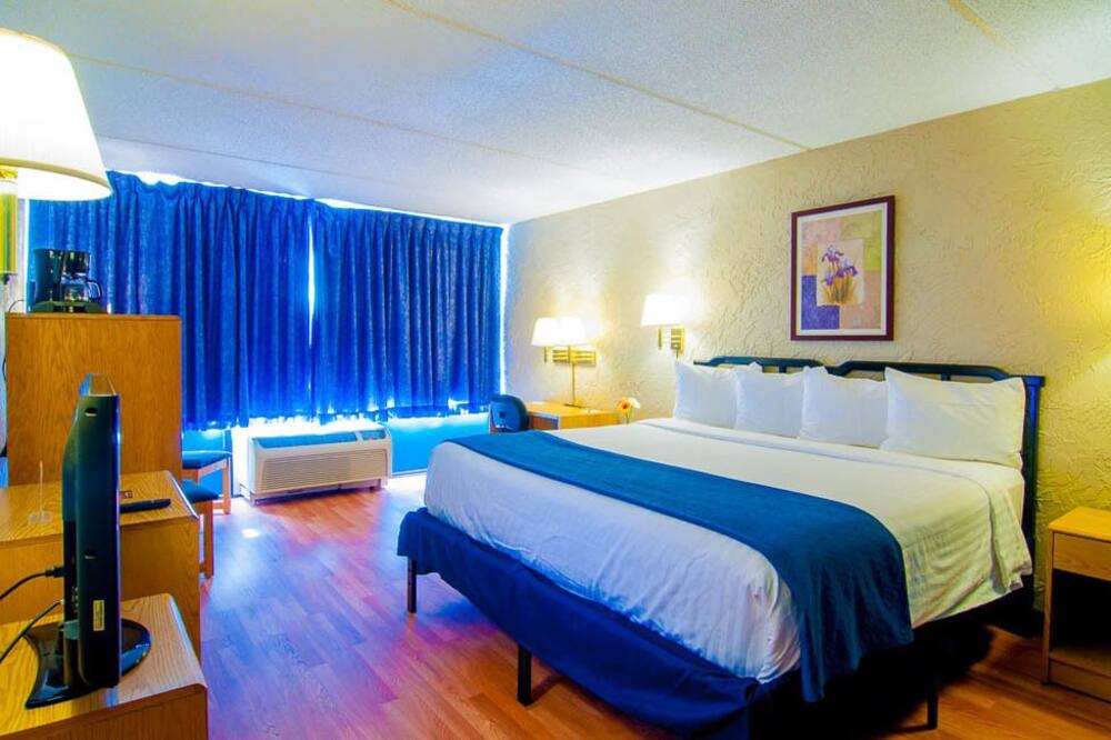 Photo of Bedroom in Newark
