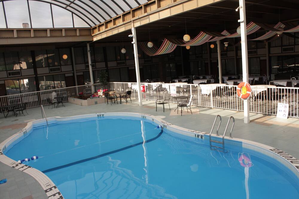 Photo of Outdoor in Newark