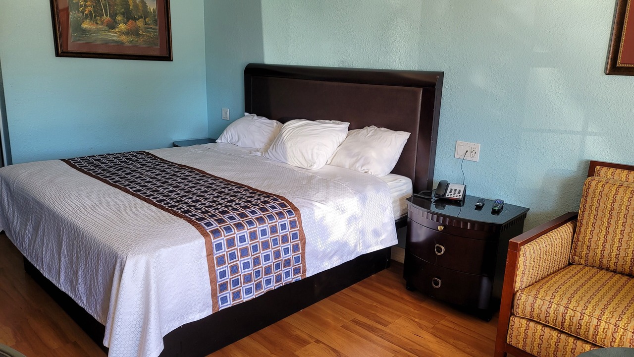 Photo of Bedroom in Coldspring