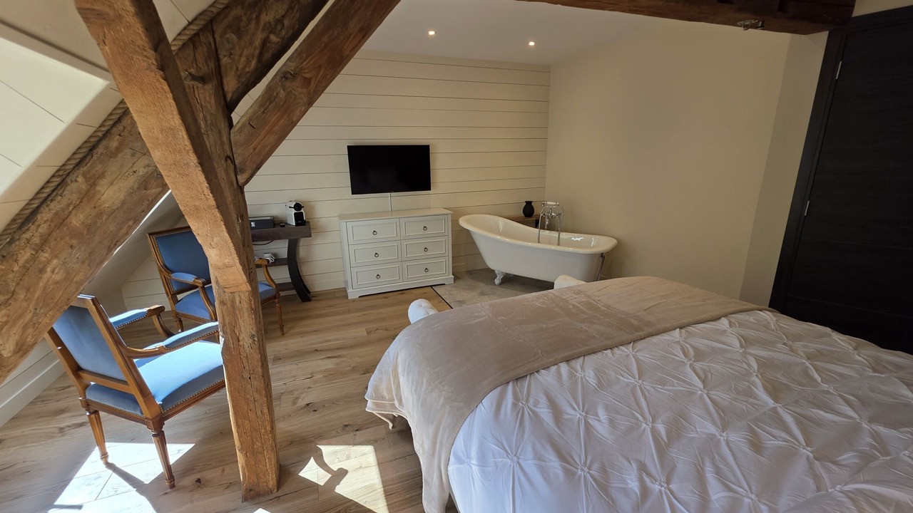 Photo of Bedroom in Alby-sur-Cheran