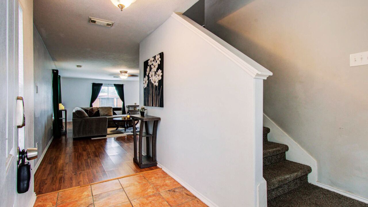 Photo of Livingroom in Houston