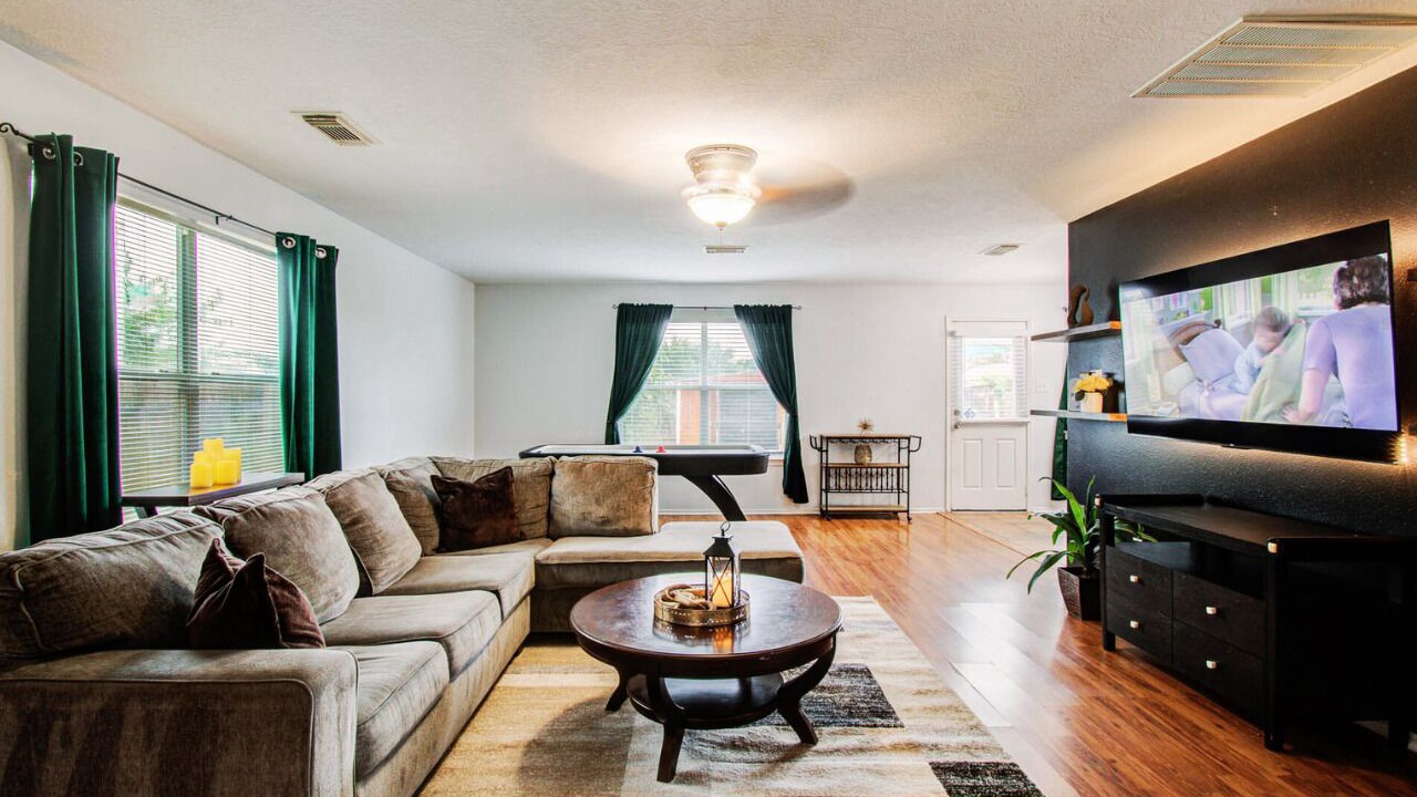 Photo of Livingroom in Houston