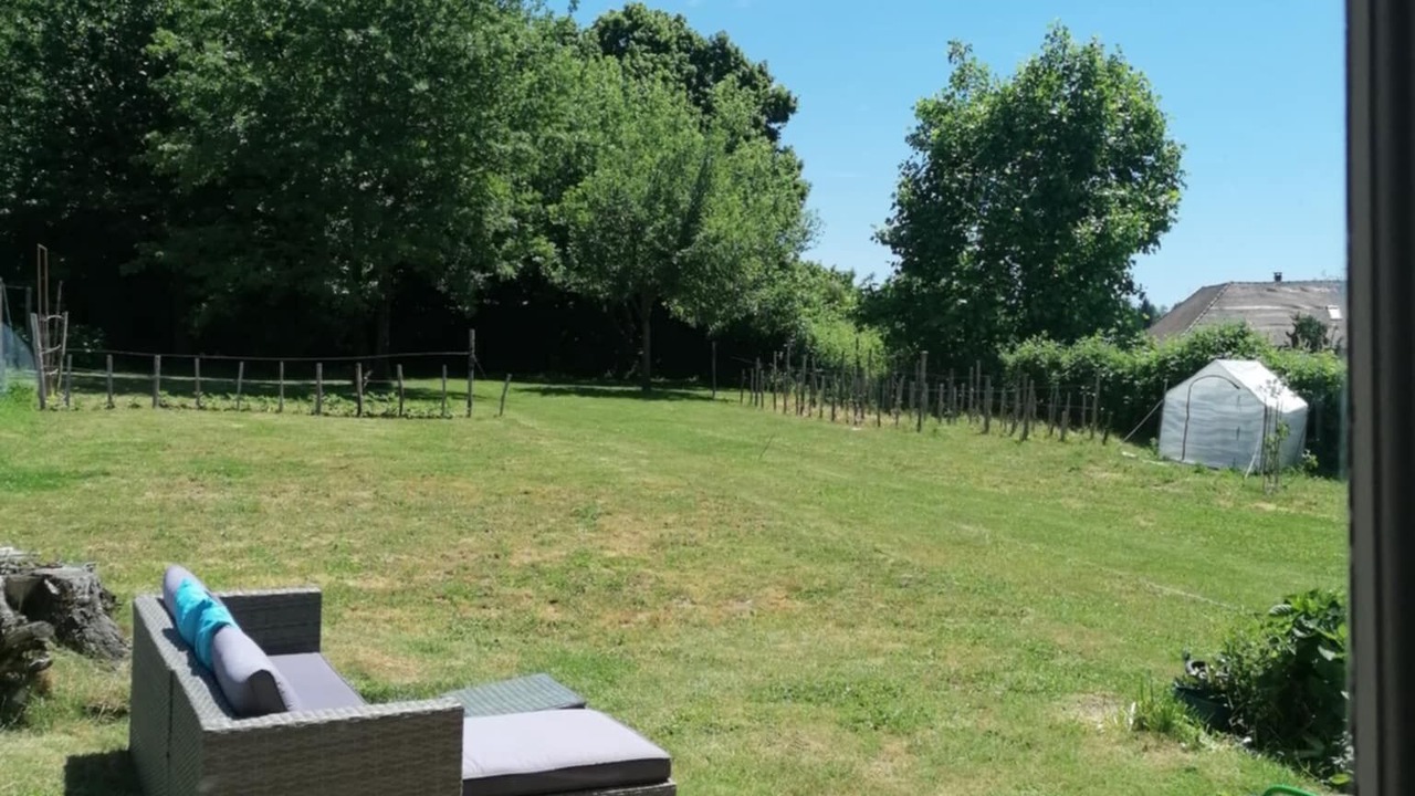 Photo of Outdoor in Chalus