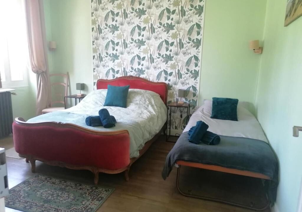 Photo of Bedroom in Chalus