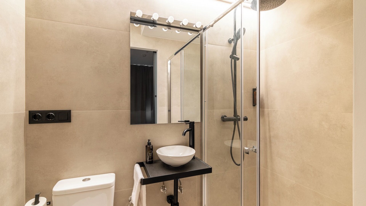 Photo of Bathroom in Avenida Meritxell