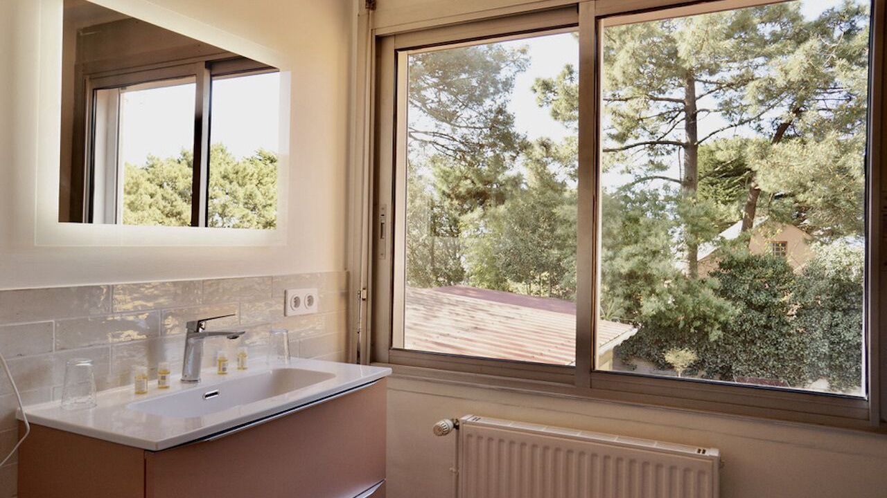 Photo of Bathroom in Pornichet