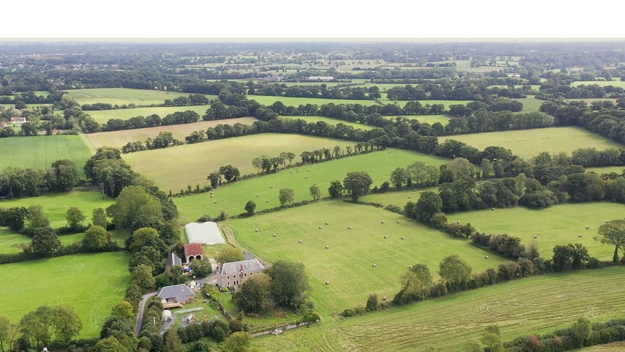 Photo of Outdoor in Tournieres