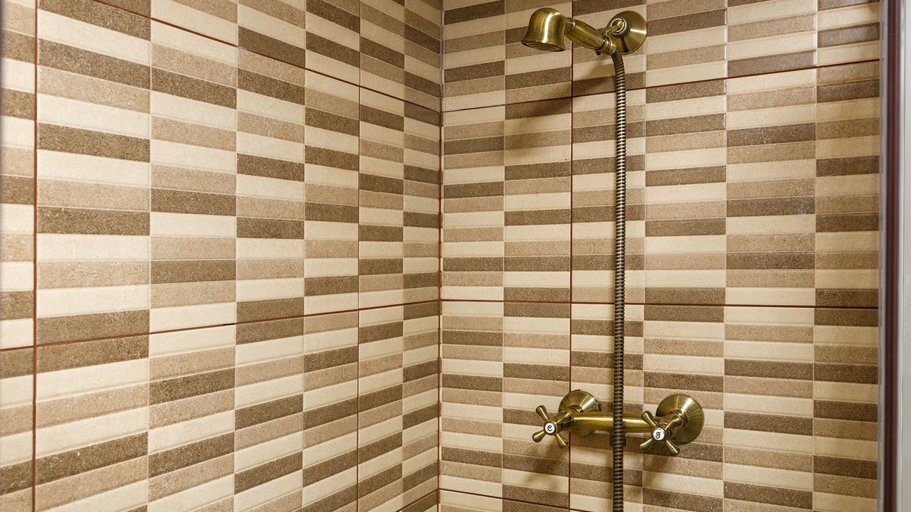 Photo of Bathroom in Azanuy-Alins