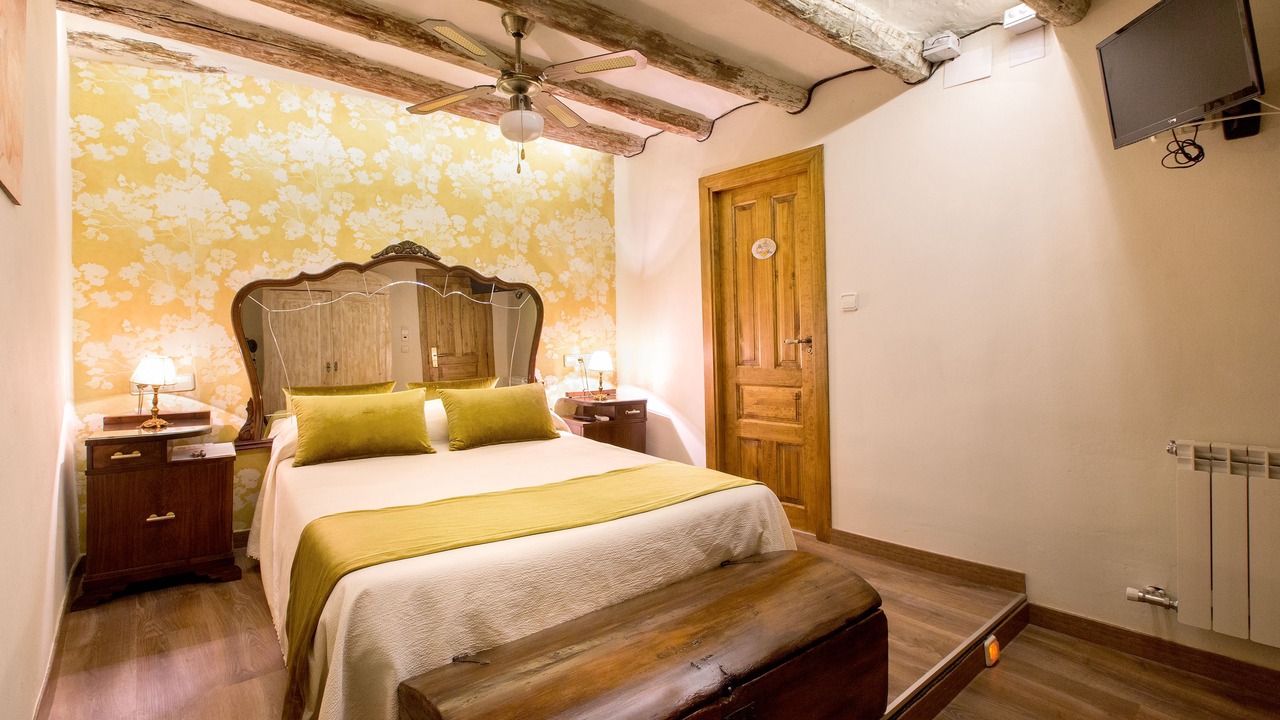 Photo of Bedroom in Azanuy-Alins