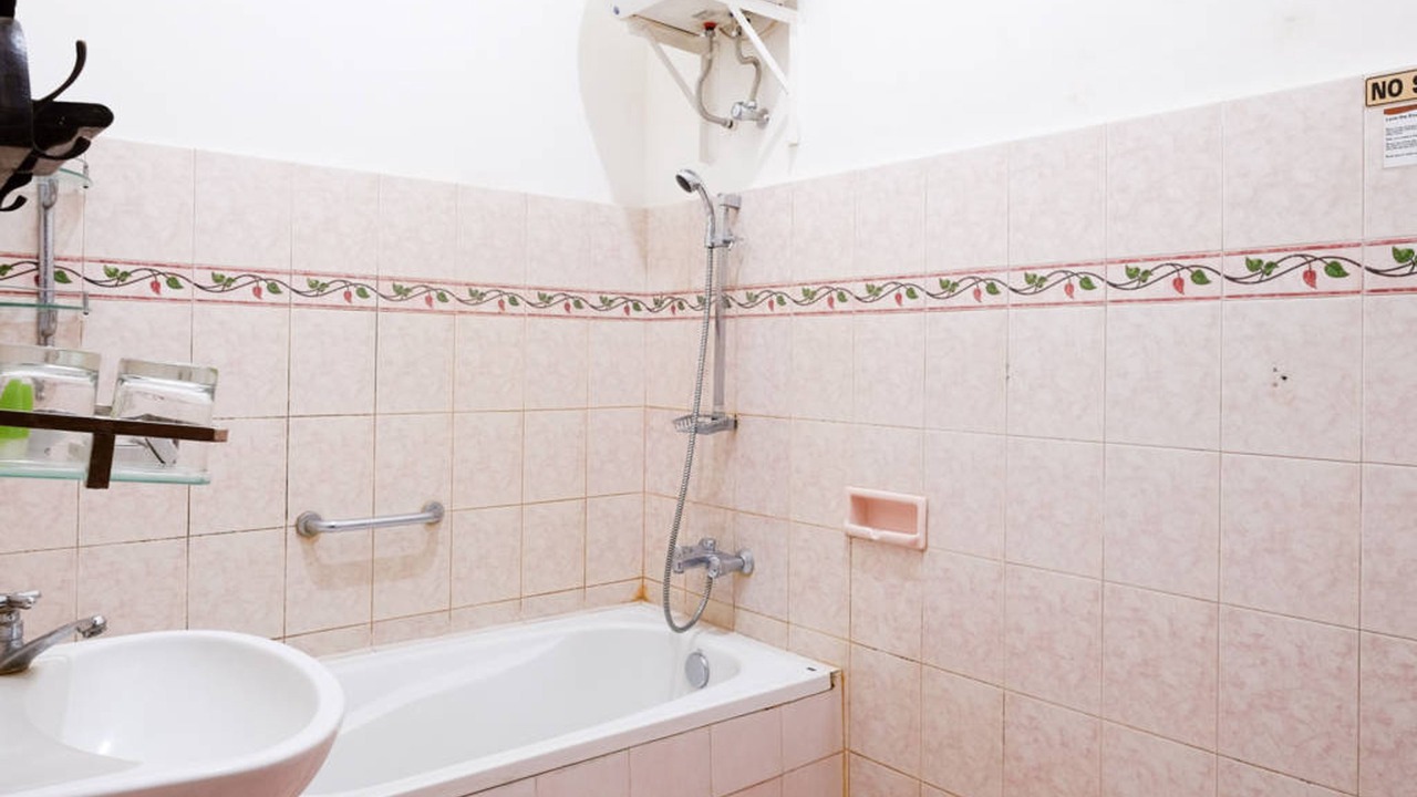 Photo of Bathroom in Wirobrajan