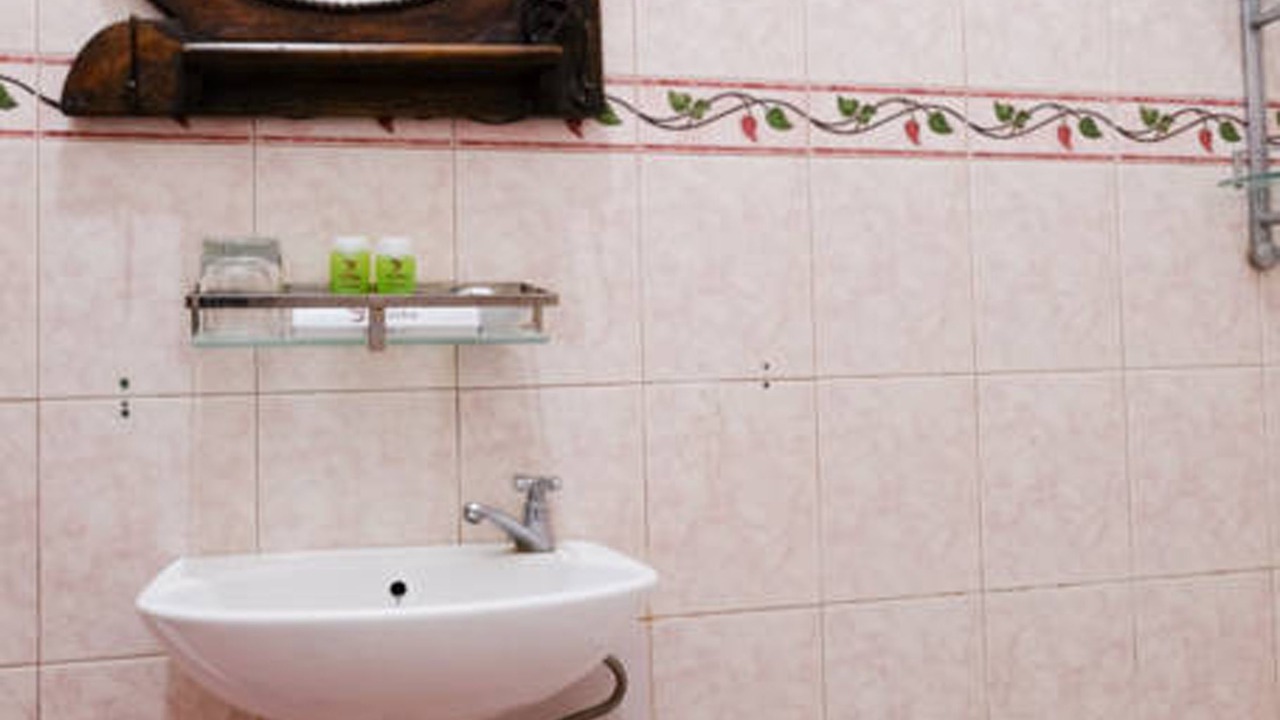 Photo of Bathroom in Wirobrajan