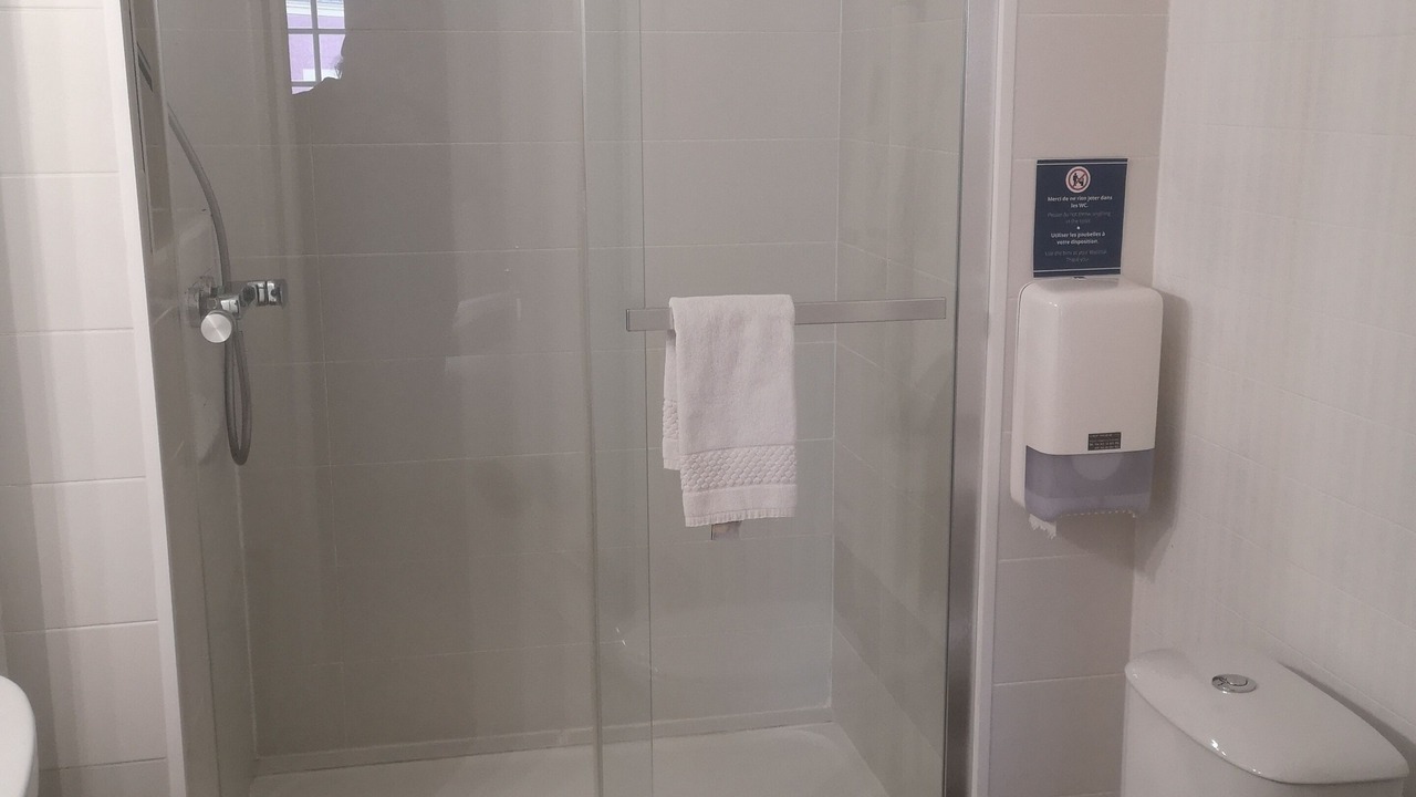 Photo of Bathroom in La Roche-Bernard